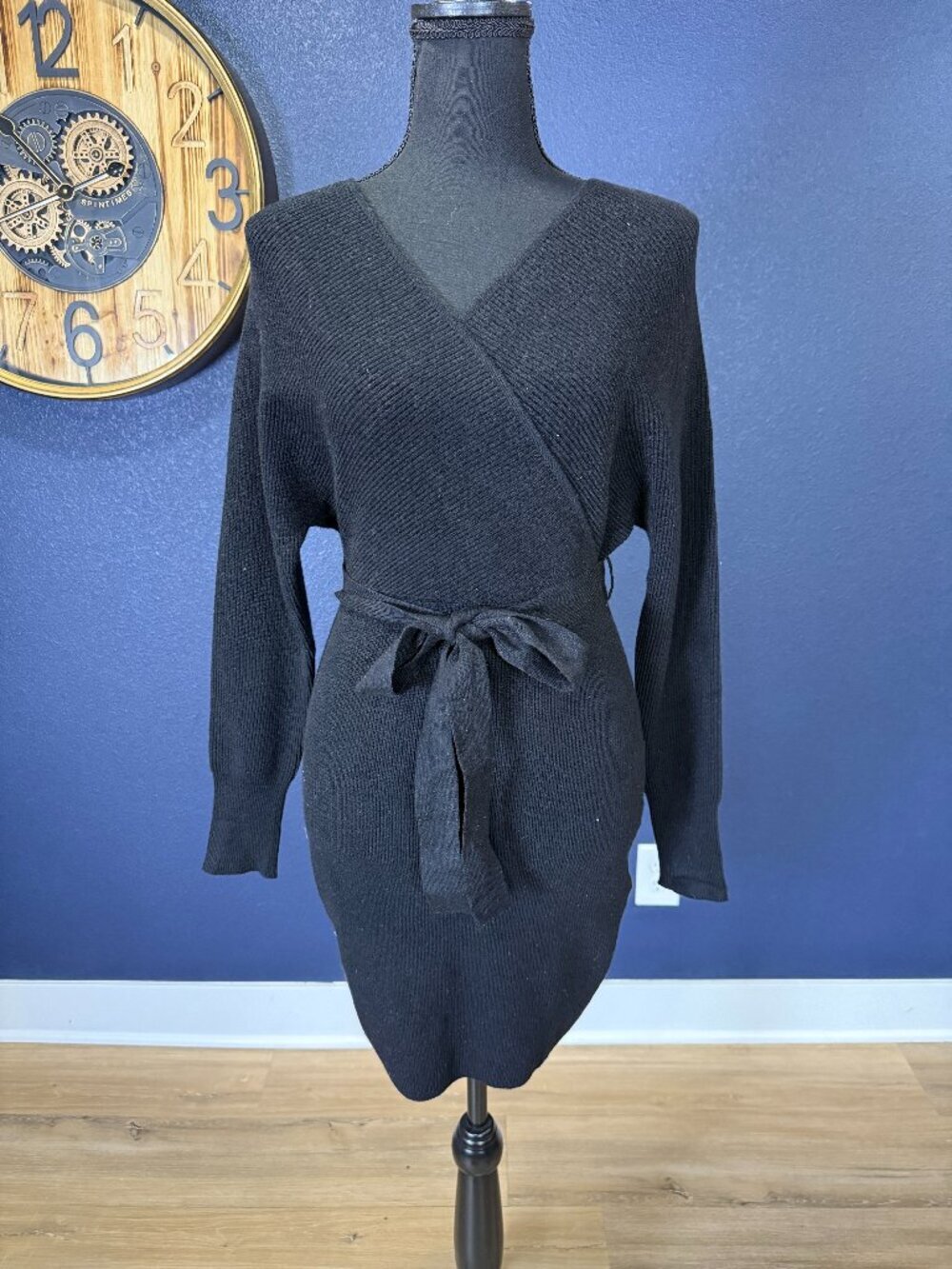 Zesica NWT Black Ribbed Knit Wrap V-Neck V-Back Belted Sweater Mini Dress | S